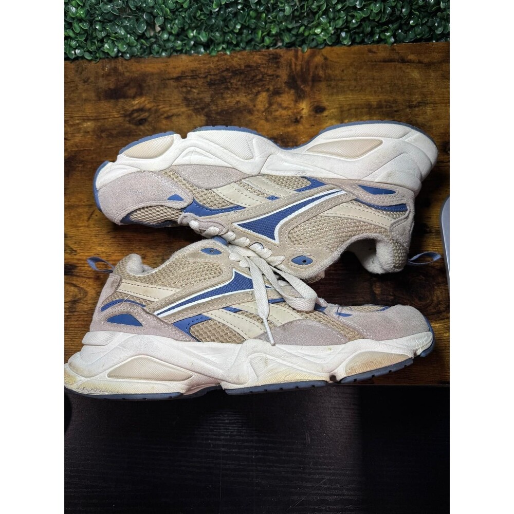 Reebok Charge chunky sneakers in a cream and blue colorway
